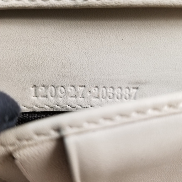 GUCCI GG Vintage Double  Sided Flap Signature /Italy - Picture 8 of 16